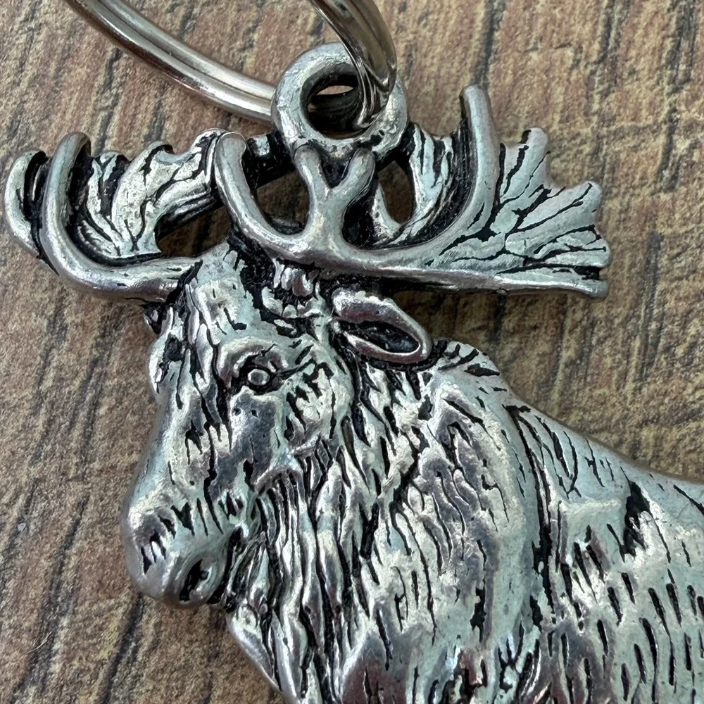 Vintage Pewter Moose Keychain Silver Tone Animal Wildlife Nature Charm Key‎ Ring